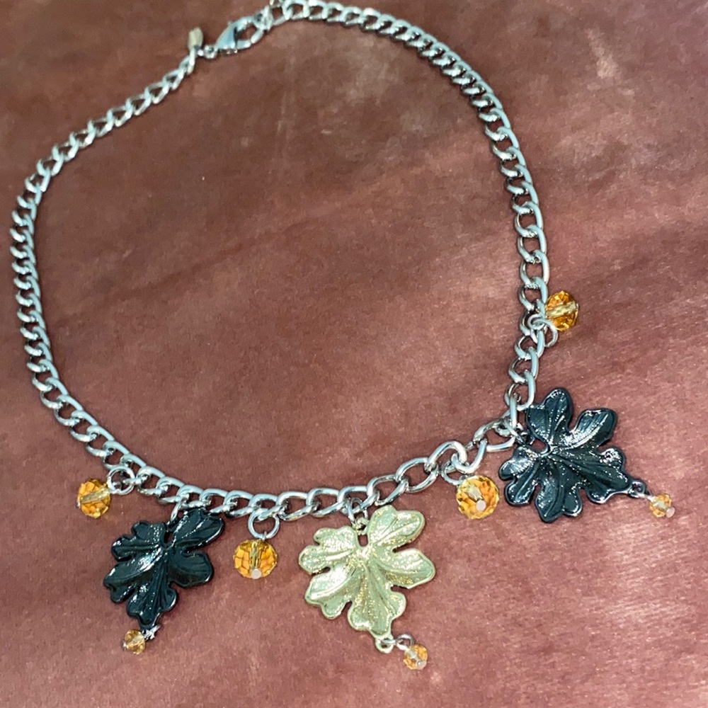 🍁🍁 NWOT!! CHICO’S Fall Necklace !! 🍁🍁